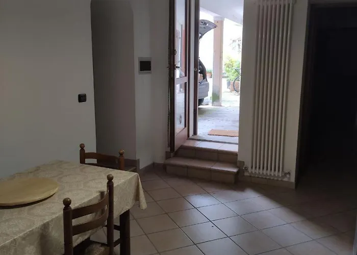 Casa Mo アパート アルバ